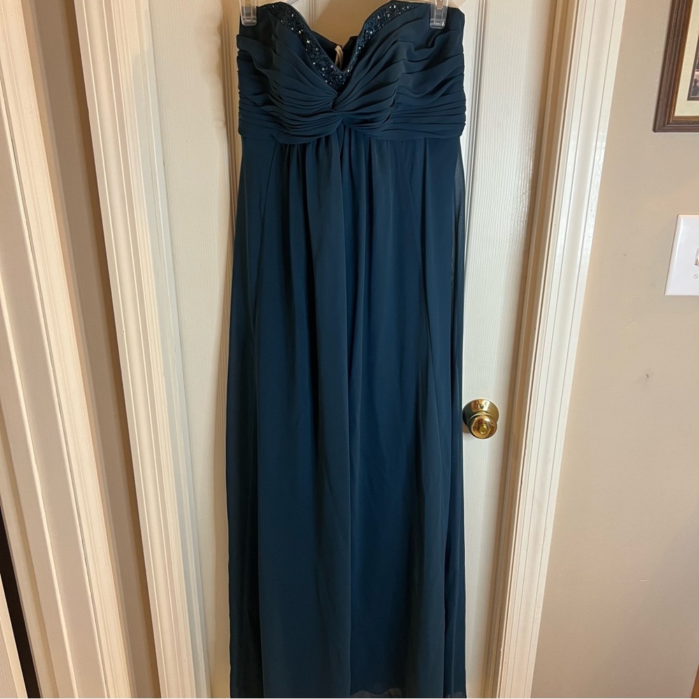 David’s Bridal Blue Strapless Embellished Formal Bridesmaid Dress Size 10